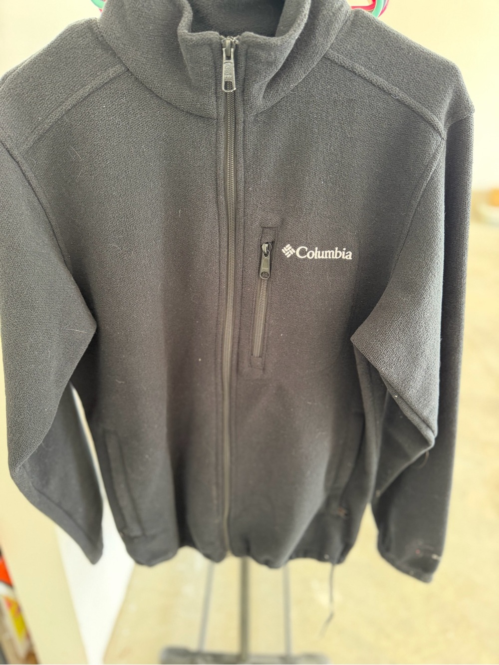Columbia Black Full-Zip Performance Jacket with Chest Pocket